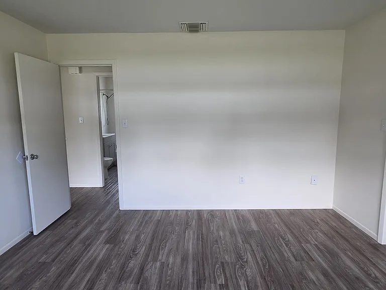 Front bedroom