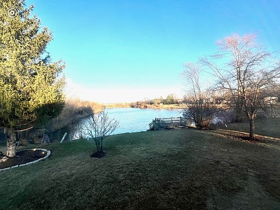 5th image of 4905 Arquilla Dr
