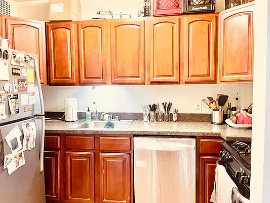2nd image of 428 Prospect Ave APT 4F
