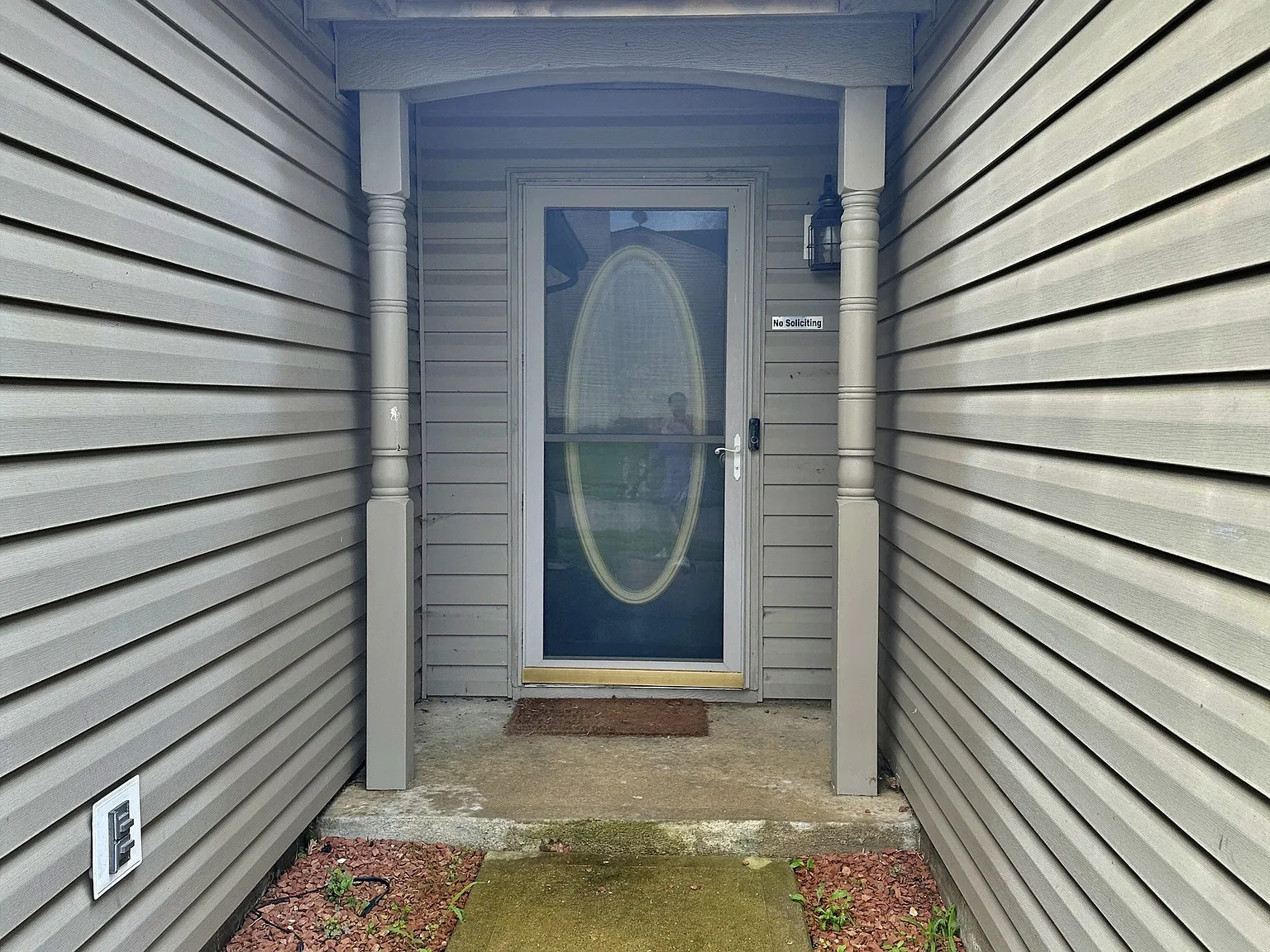 3 bed, 2.0 bath, 1368 sqft, $1,650 — Photo 3