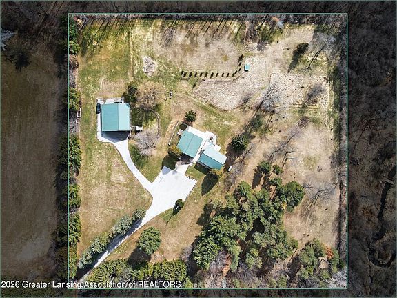 5th image of 2621 Rolfe Rd