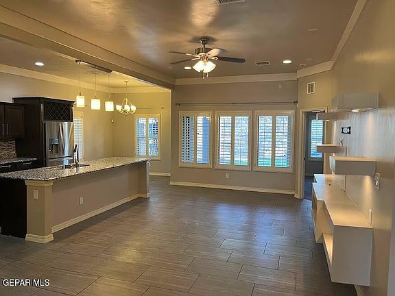 4th image of 14262 Loma Esmeralda Dr