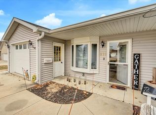 211 E Ridge St #6, Readlyn, IA 50668