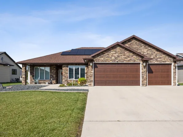 502 13th St NE, Dilworth, MN 56529