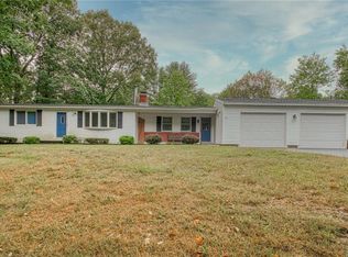 61 Alpine Dr, Burlington, CT 06013