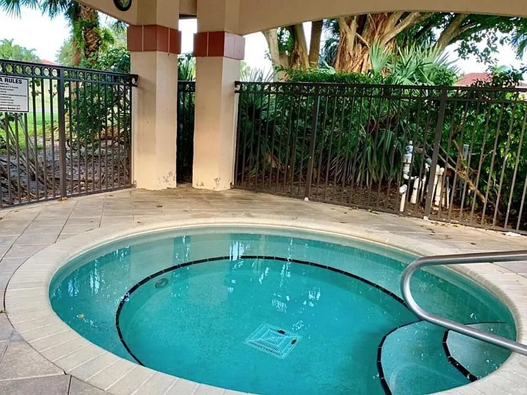 Jacuzzi