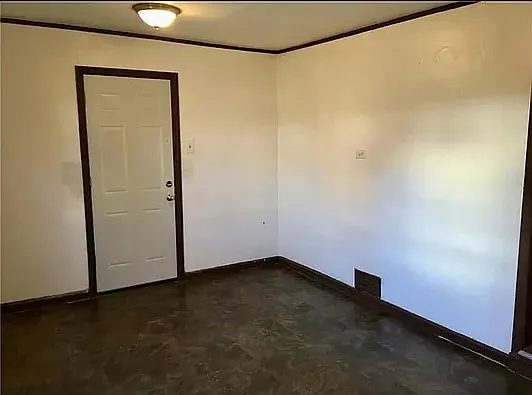 355 N Hamilton Ave — Photo 13