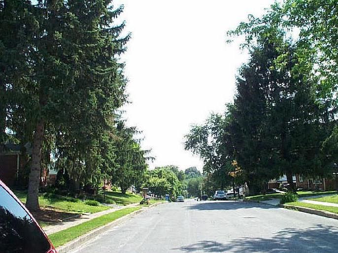 2nd image of 2350 Seneca Dr