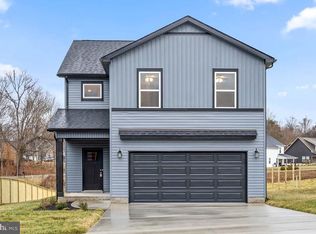 9911 Ridge St, Lanham, MD 20706