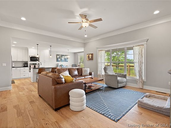 4th image of 1858 Hazeltine Way