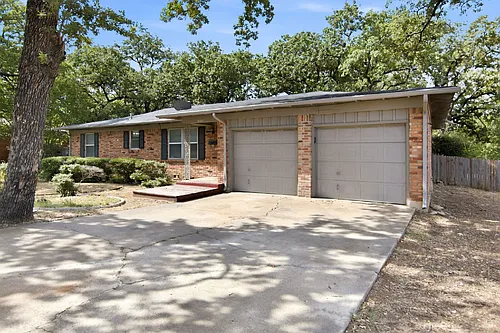 6500 Callahan Ct Photo 1