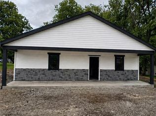 504 E Dakota St, Butler, MO 64730