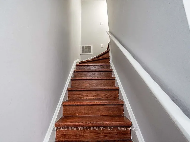 28 Rexdale Blvd #16 — Photo 7