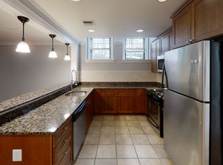 9 Greenway Ct #B, Brookline, MA 02446