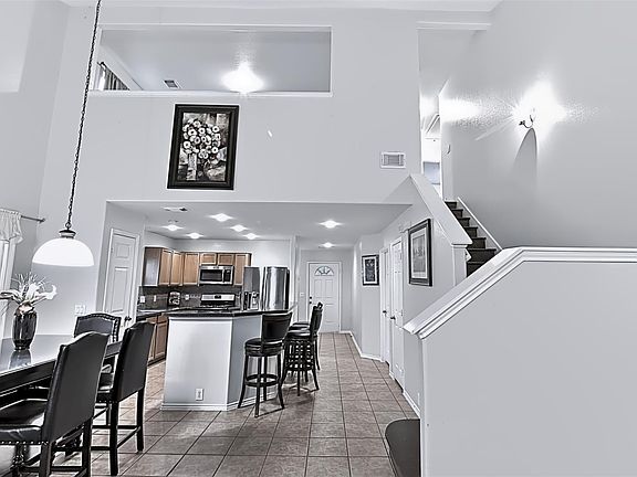 3rd image of 2227 Red Valley Dr