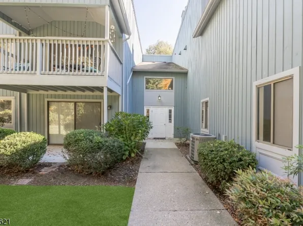 31 Drake Ln #31, Roxbury Twp., NJ 07852