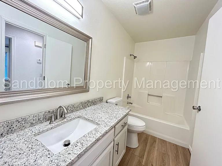 8928 E 87th Pl — Photo 17