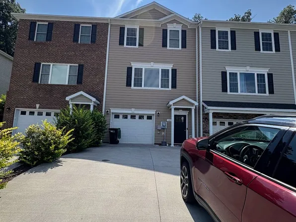 601 Spring Oaks Dr, Rockingham, VA 22801