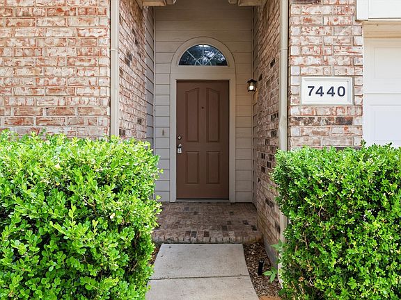 4th image of 7440 Alverstone Dr