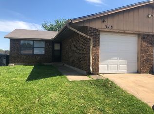 318 Corona Dr, Oklahoma City, OK 73149
