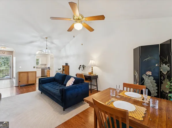 211 Edgewater Rd APT 49, Savannah, GA 31406