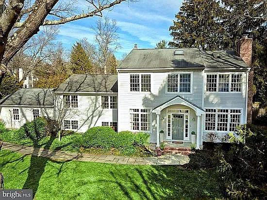 77 Shady Brook Ln photo 1