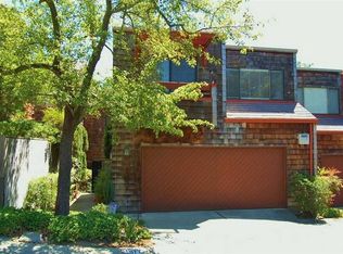 1977 Rim Ridge Ct, Walnut Creek, CA 94597