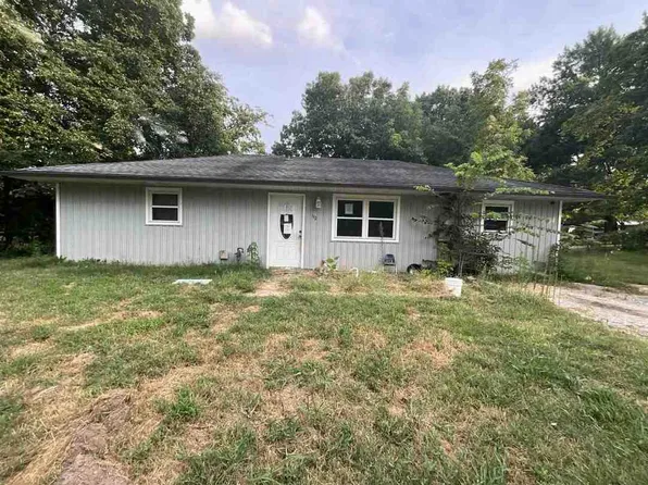 112 E May, Marionville, MO 65705
