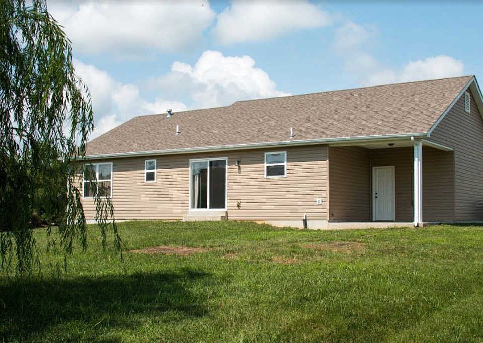 2nd image of 2240 Central Park Dr