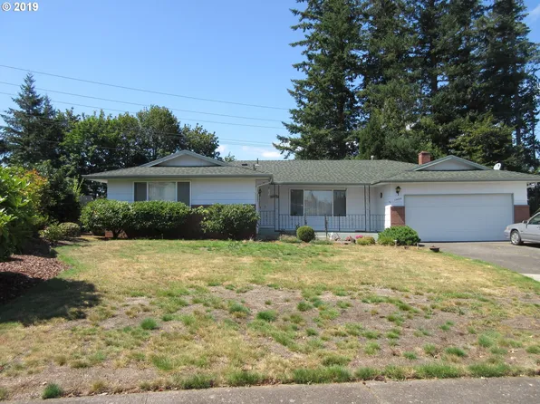 1425 SE 207th Ave, Gresham, OR 97030