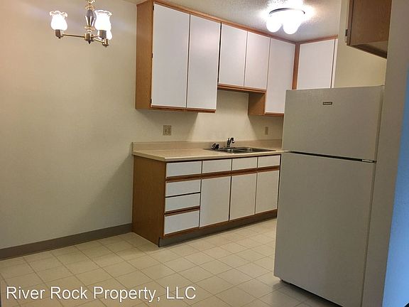 4th image of 2913 5th St S #10237397