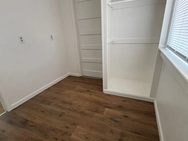 319 N Shasta St — Photo 18