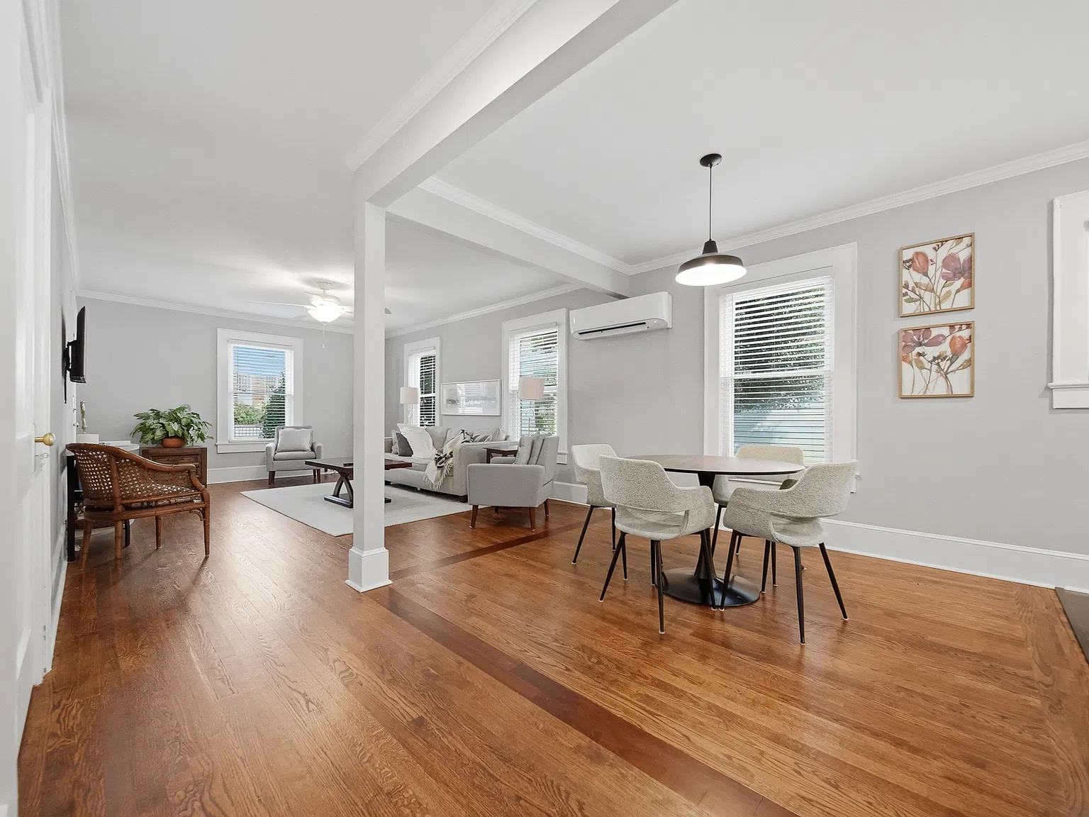1 bed, 880 sqft, $1,500 — Photo 2