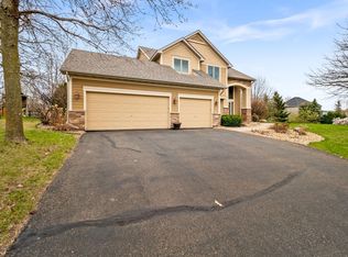 8060 Narcissus Ln N, Maple Grove, MN 55311