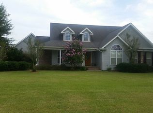 201 Lake View Dr, Raceland, LA 70394