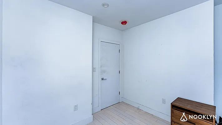 Rented by Yellowstone Equity Management Inc | media 27