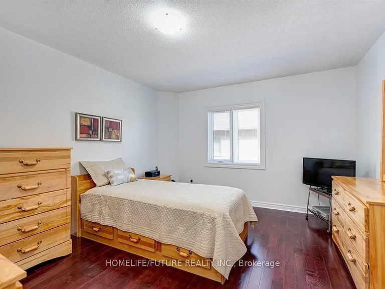 109 Boxwood Cres #MAIN 2ND — Photo 6