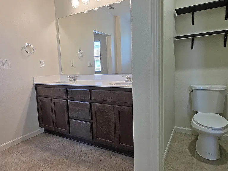 845 Bronze Ln — Photo 21