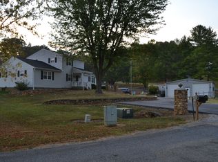 1162 Sunset Ave, Troutville, VA 24175