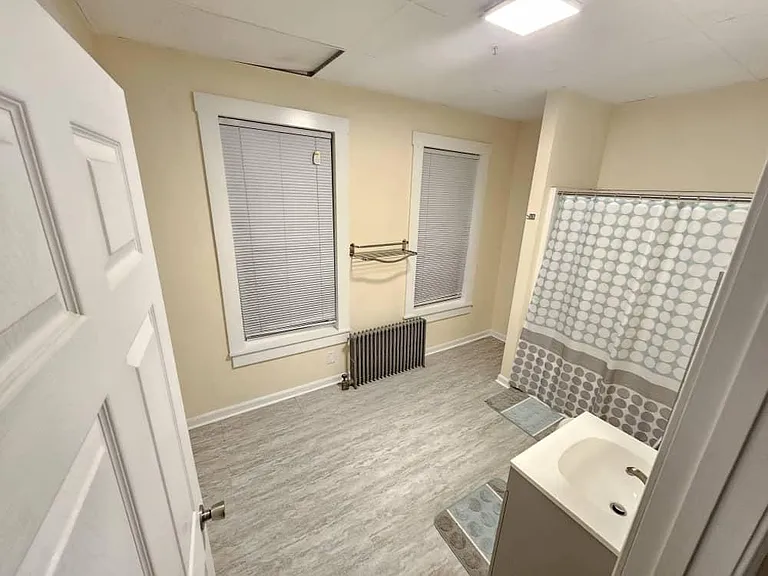 348 Walker St #1 — Photo 44