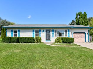 1205 Birchwood St, Delavan, WI 53115