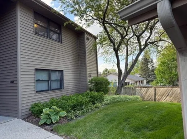 2762 Atherton Ln APT 22, Rockford, IL 61114