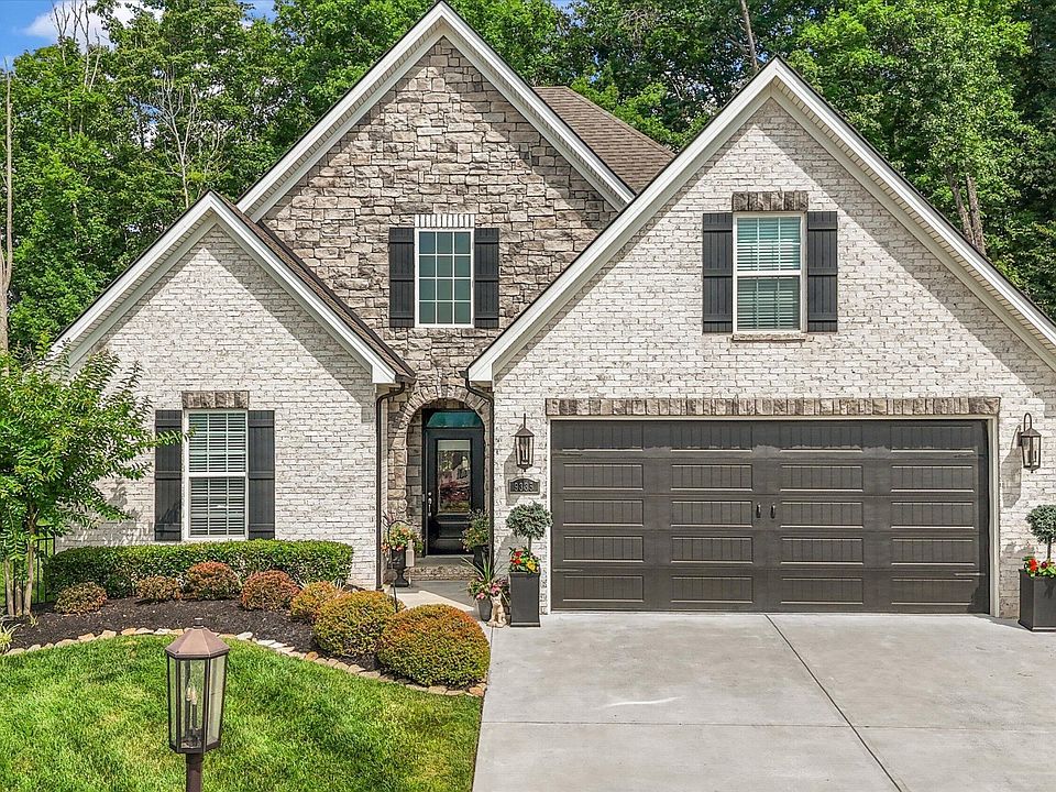 1st image of 9335 Paradise Valley Ln