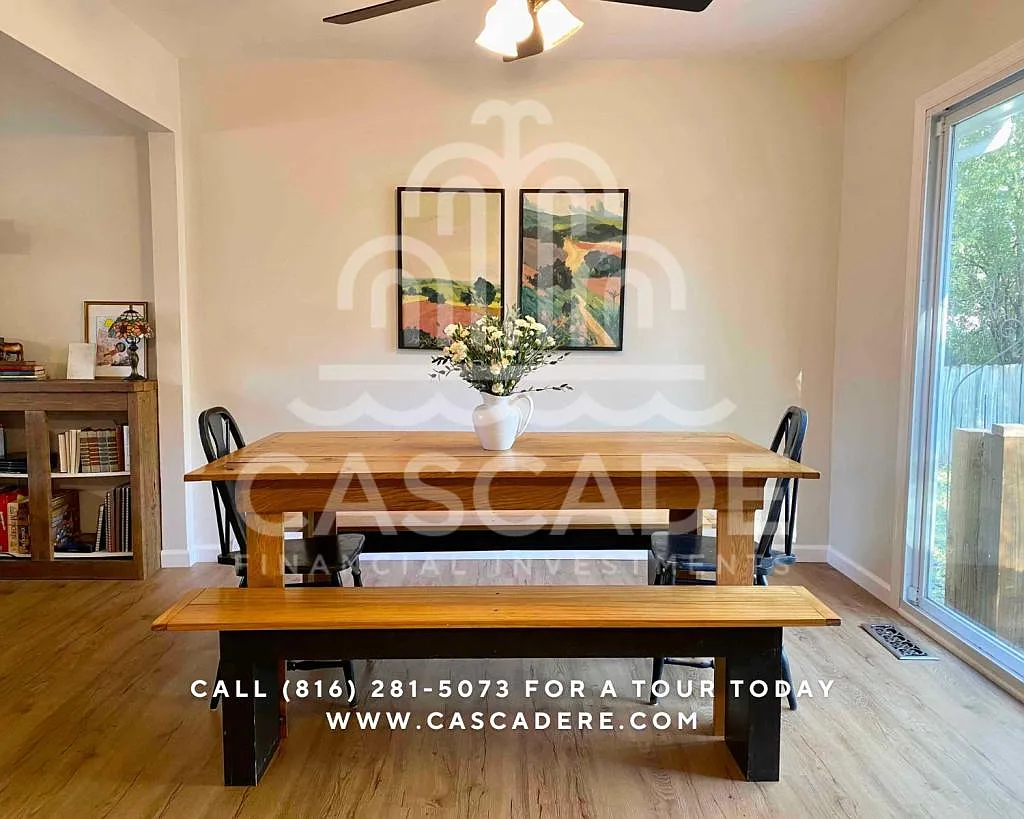 1925 SE Flagstone Ct — Photo 4