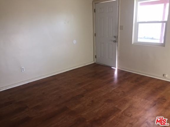 2nd image of 1130 Wisteria Ave #A-b