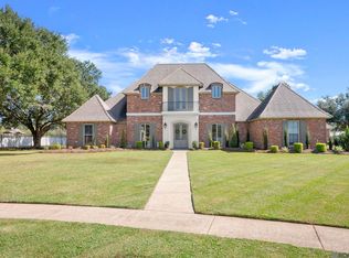 35000 Harmony Ln, Denham Springs, LA 70706