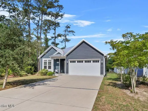 109 NW 24th Street, Oak Island, NC 28465