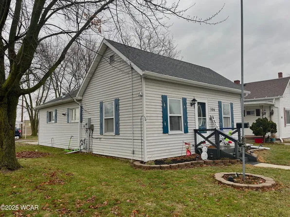 306 W Plum St, Wapakoneta, OH 45895