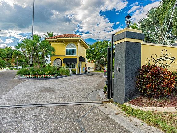 4th image of 961 Symphony Isles Blvd