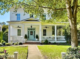 522 Potts St, Davidson, NC 28036